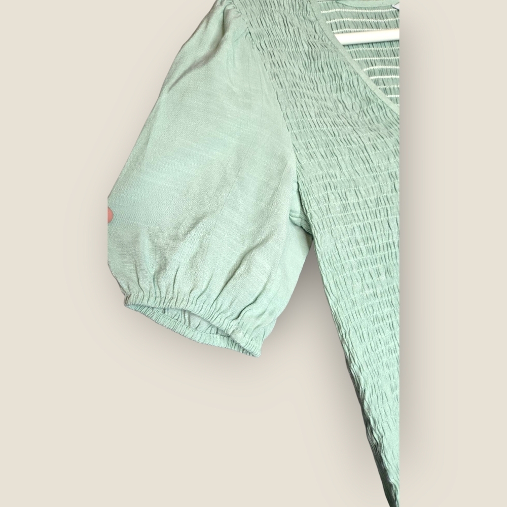 A New Day Green Puff Sleeve Fitted Blouse - Picture 3 of 5